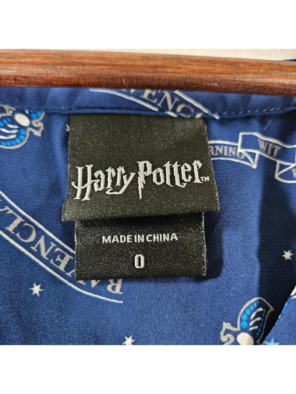 Torrid Harry Potter Ravenclaw Harper Blouse 3X Blue Celestial Stars Plus Size - Picture 4 of 12